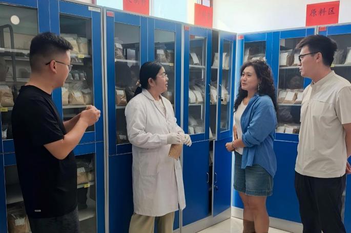 深化产教融合 锻造双师队伍——畜牧科技学院教师赴甘肃禾丰牧业有限公司开展企业实践培训